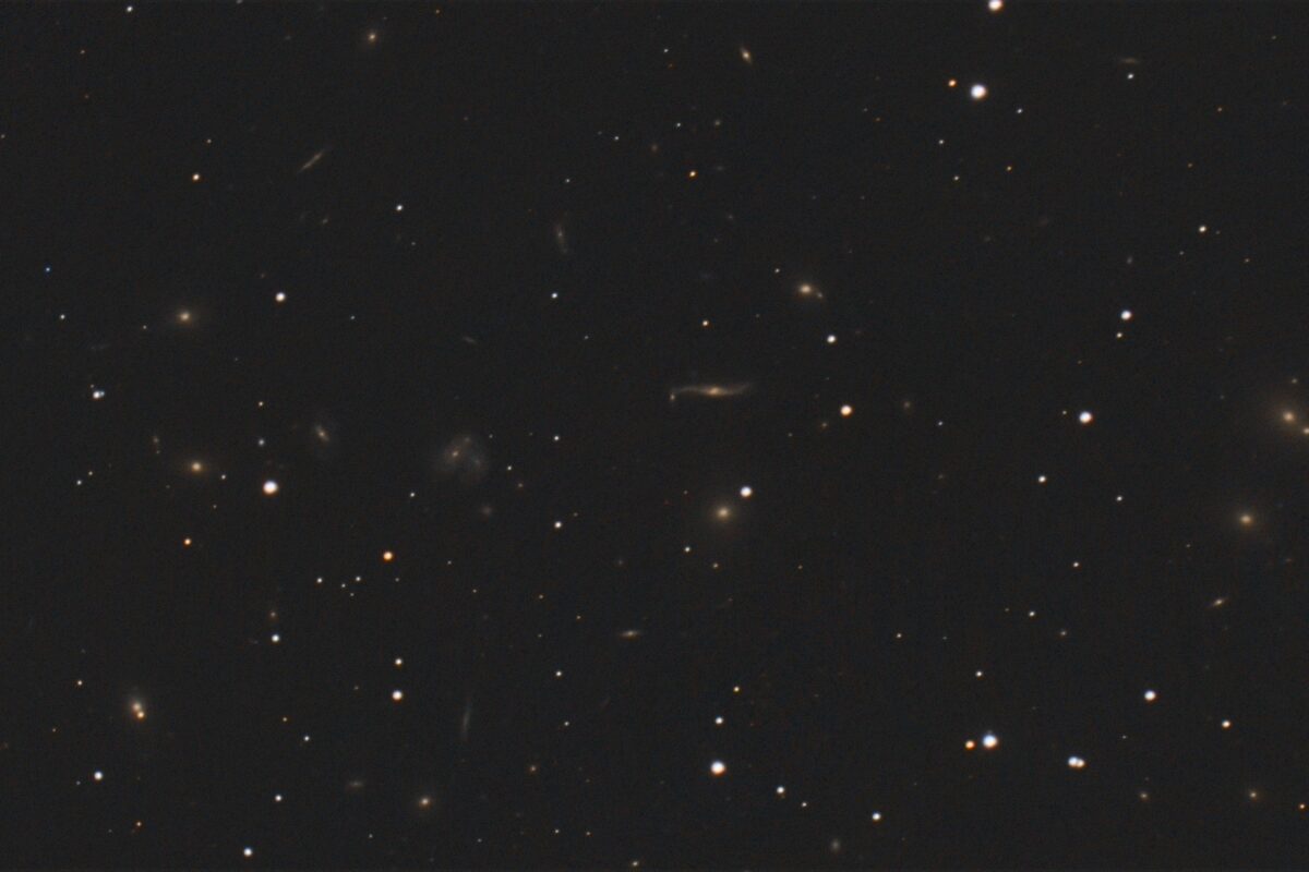 Abell 2151 die Zweite: Deep Field rund um NGC6047 (09.06.2023)