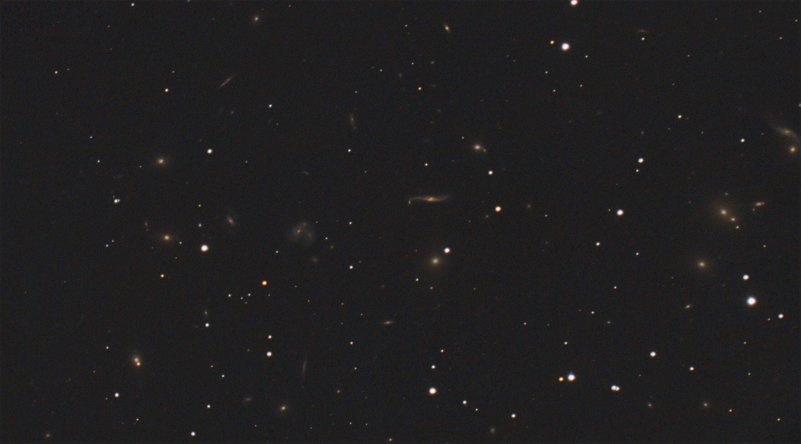 Abell 2151 die Zweite: Deep Field rund um NGC6047 (09.06.2023)