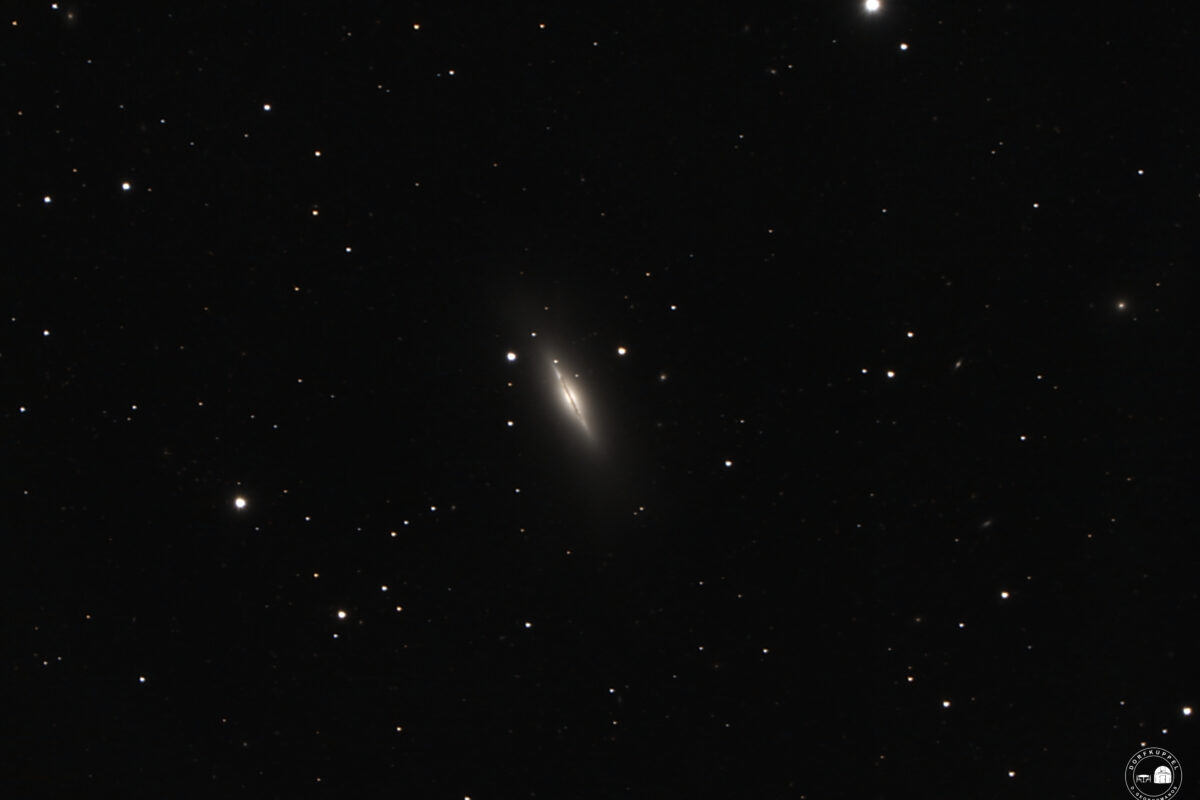 Messier 102, der Prototyp einer linsenförmigen Galaxie